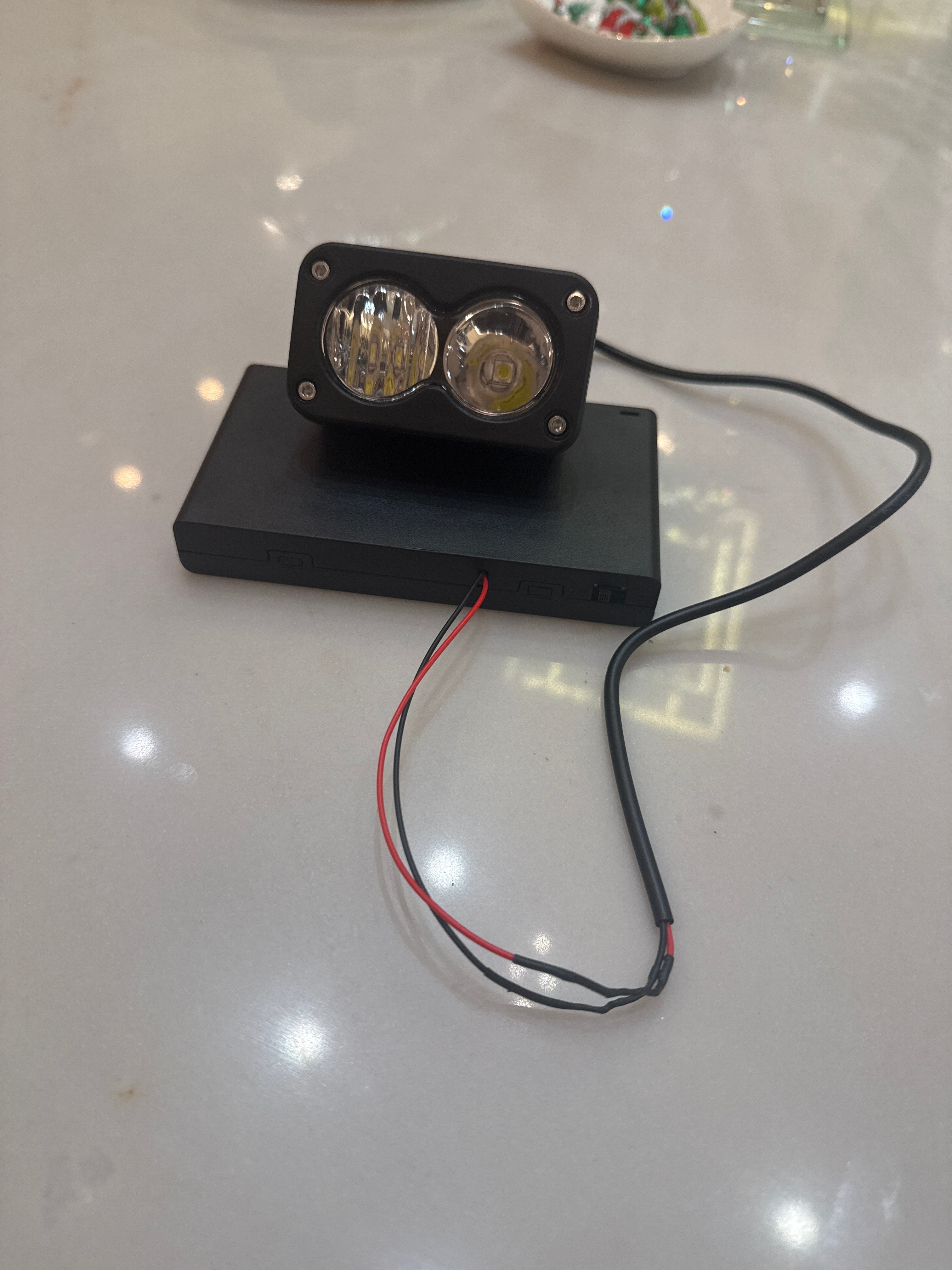 Battery powered baja without switch